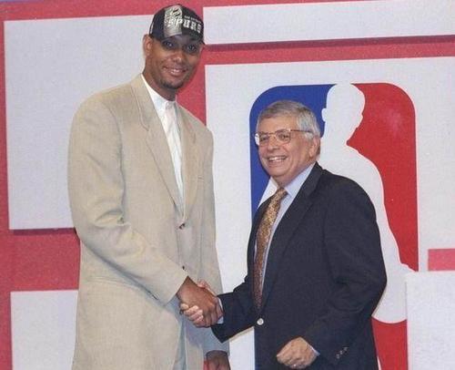 伊万下课 伊万下课